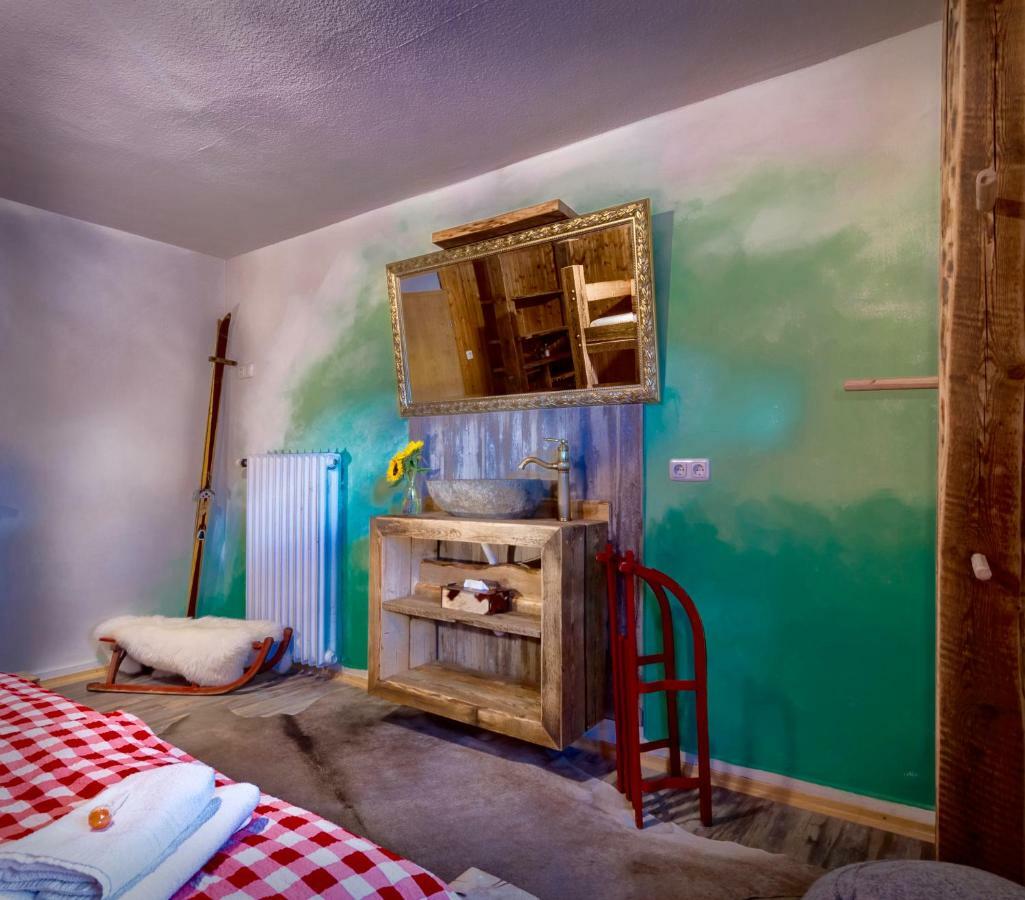 Hotel Zur Gluecklichen Kuh Oberstdorf Esterno foto