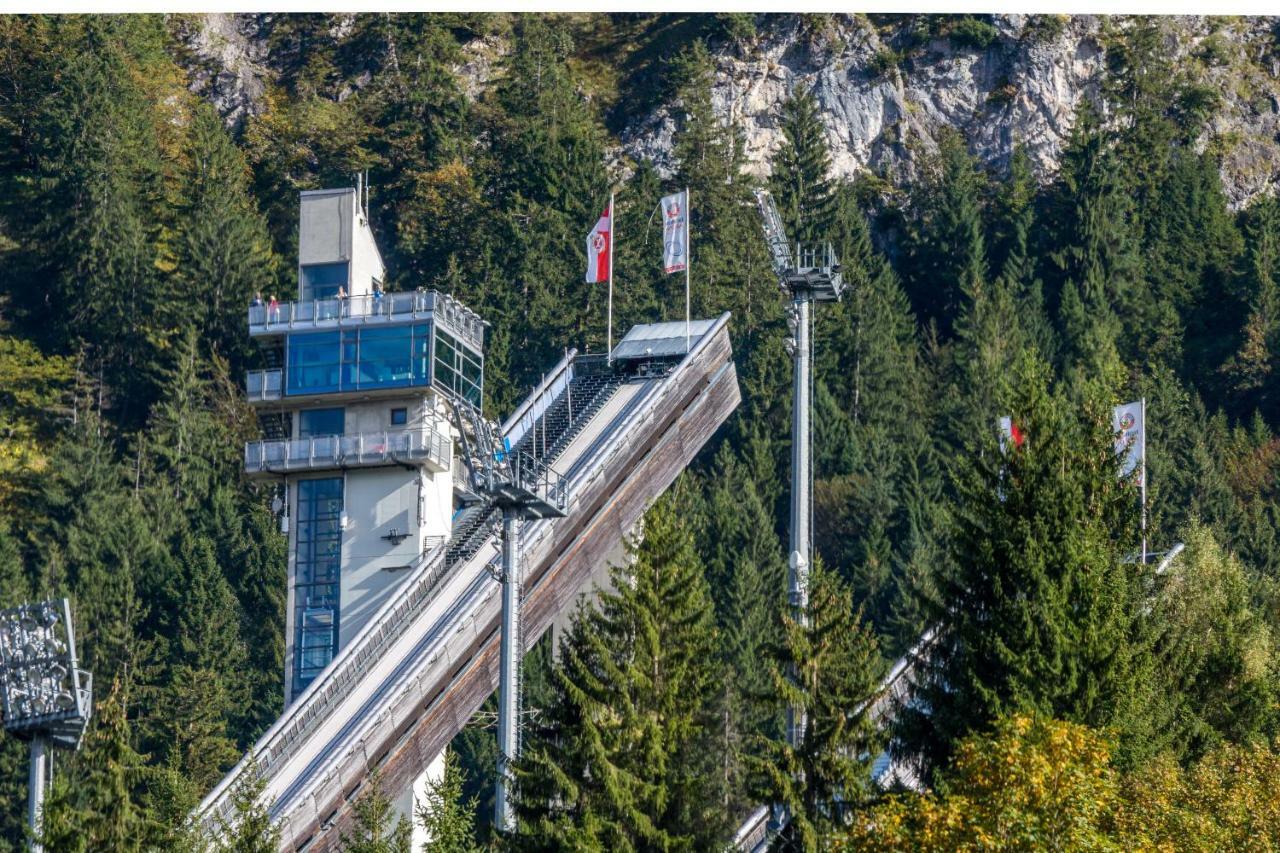 Hotel Zur Gluecklichen Kuh Oberstdorf Esterno foto